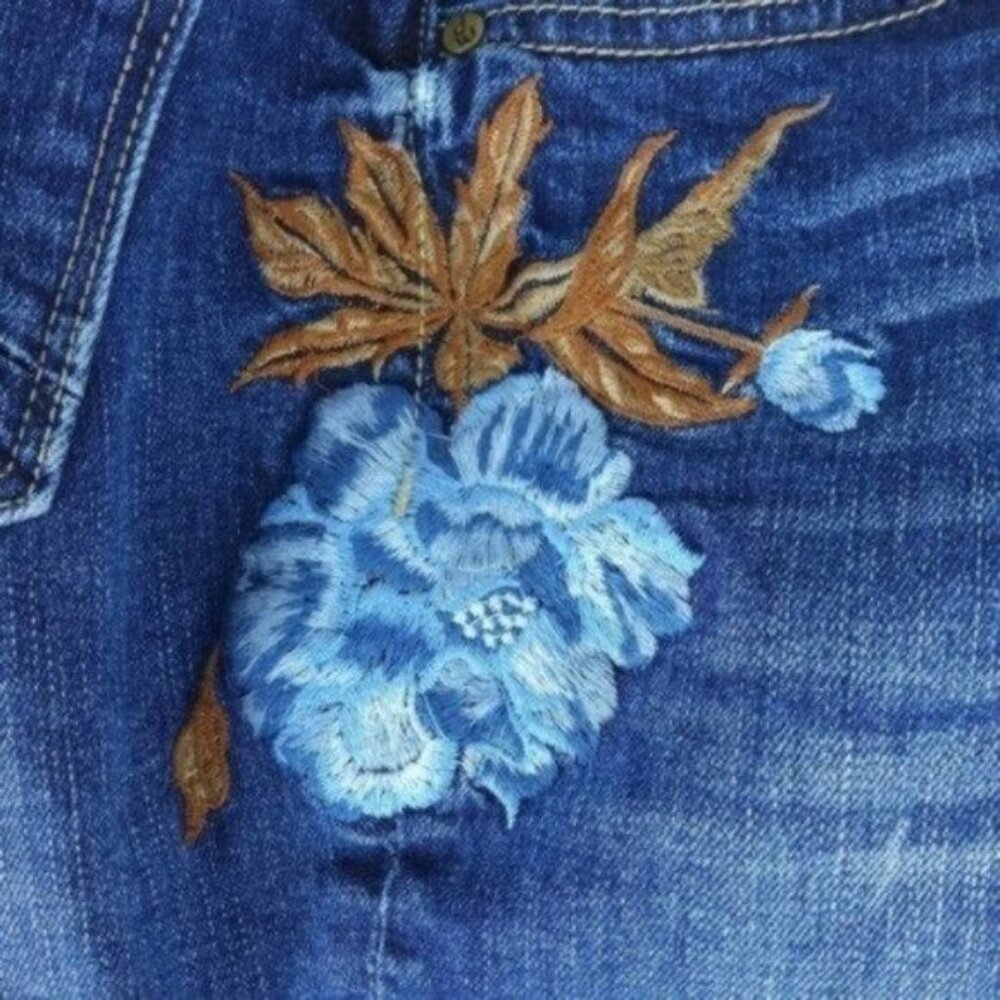 Driftwood Jackie Floral Embroidery Jeans Blue Size 27 - Picture 4 of 8